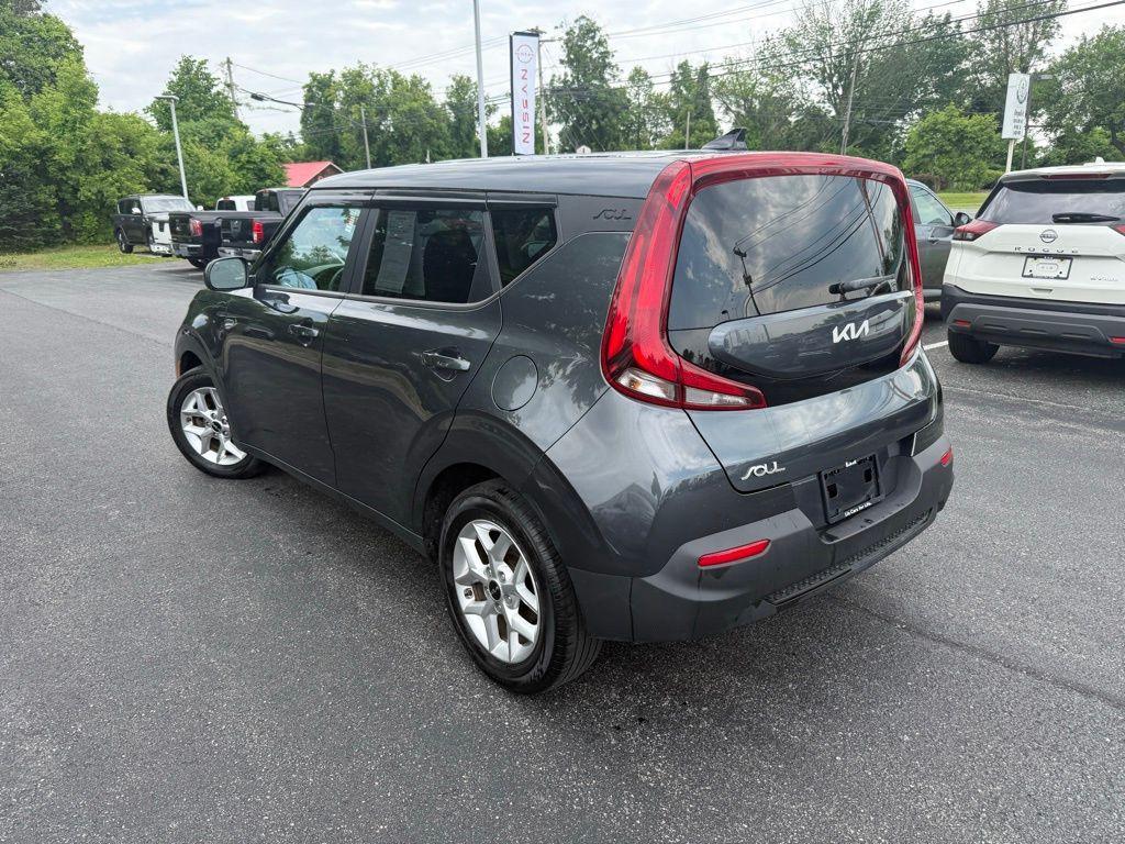 used 2022 Kia Soul car, priced at $19,042