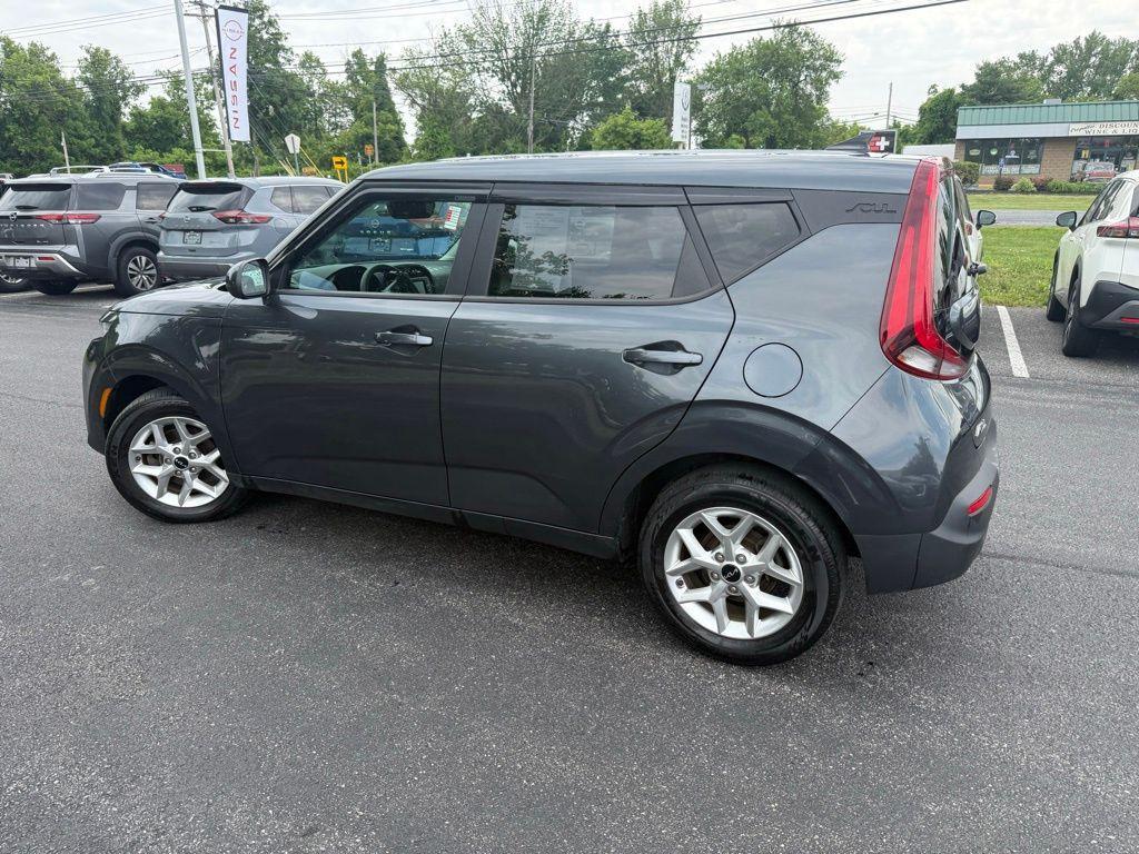 used 2022 Kia Soul car, priced at $19,042