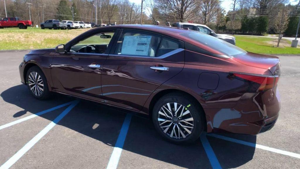 new 2025 Nissan Altima car, priced at $33,265