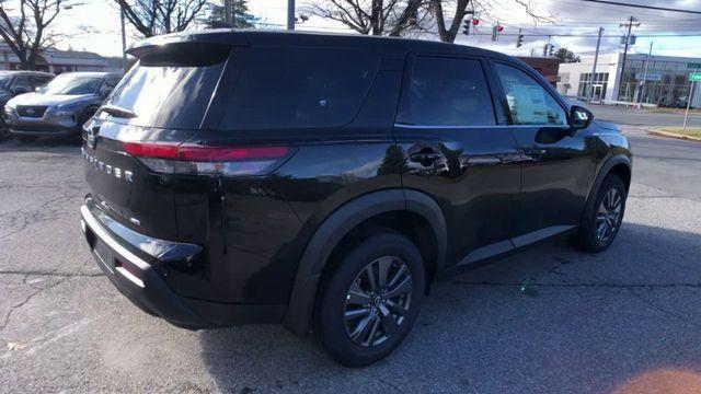 new 2024 Nissan Pathfinder car, priced at $37,480