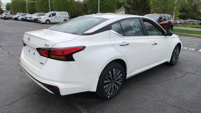 new 2025 Nissan Altima car, priced at $31,300