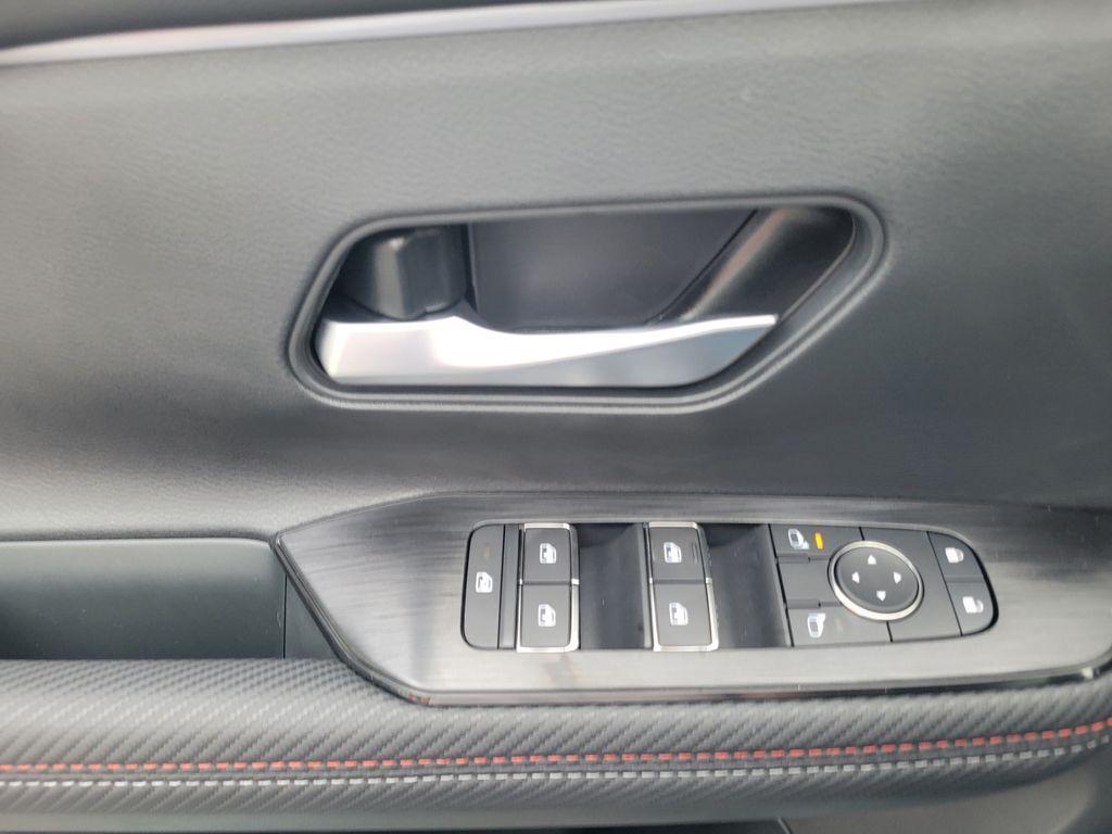 new 2025 Nissan Kicks car, priced at $30,380