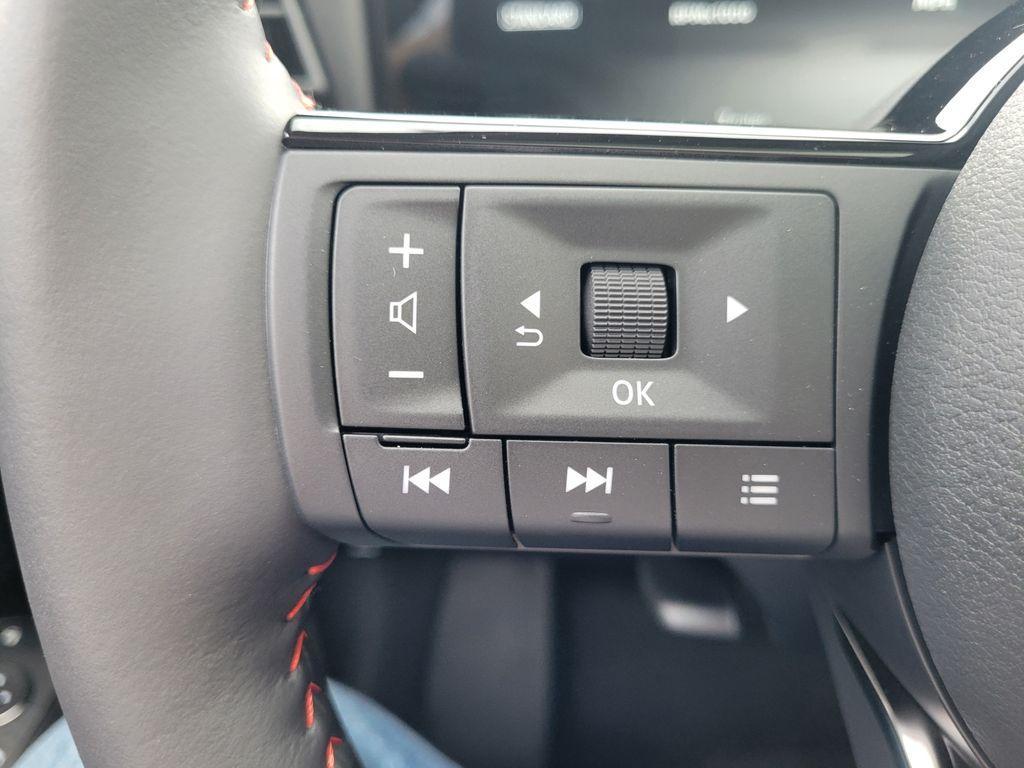 new 2025 Nissan Kicks car, priced at $30,380