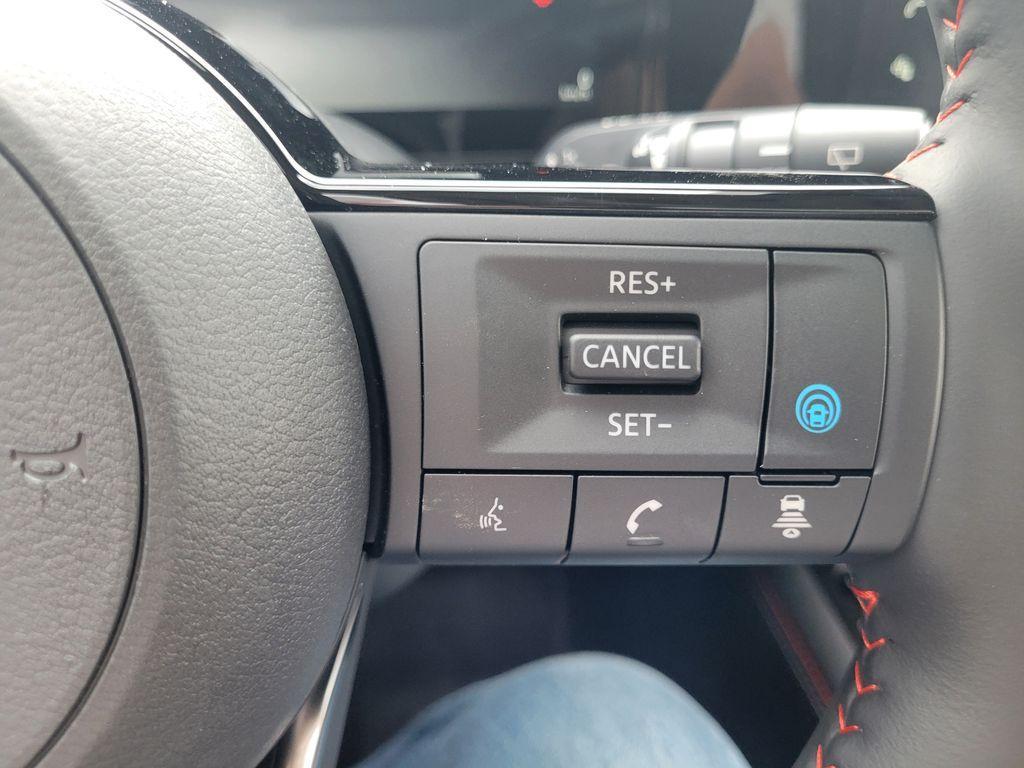 new 2025 Nissan Kicks car, priced at $30,380