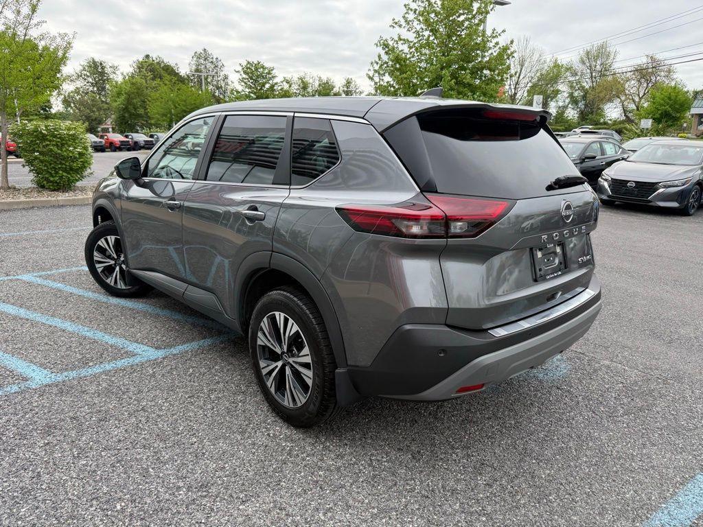 used 2022 Nissan Rogue car, priced at $22,999