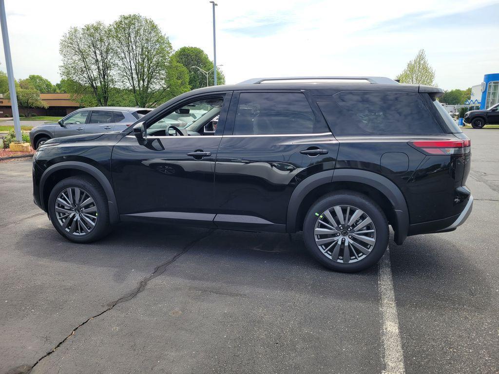 new 2025 Nissan Pathfinder car, priced at $49,500