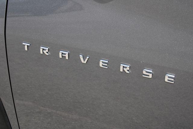 used 2021 Chevrolet Traverse car, priced at $20,995