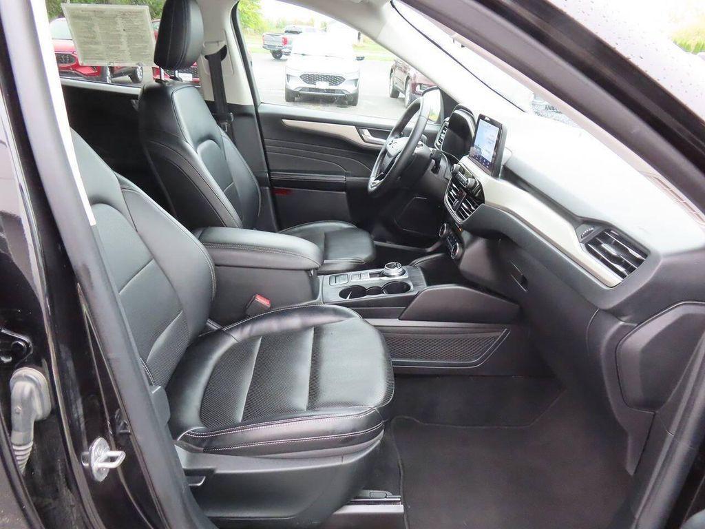 used 2022 Ford Escape car, priced at $20,990