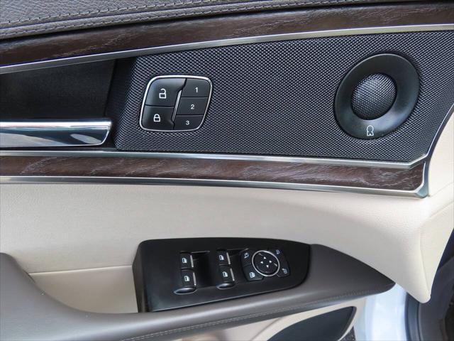 used 2020 Lincoln Nautilus car, priced at $25,990