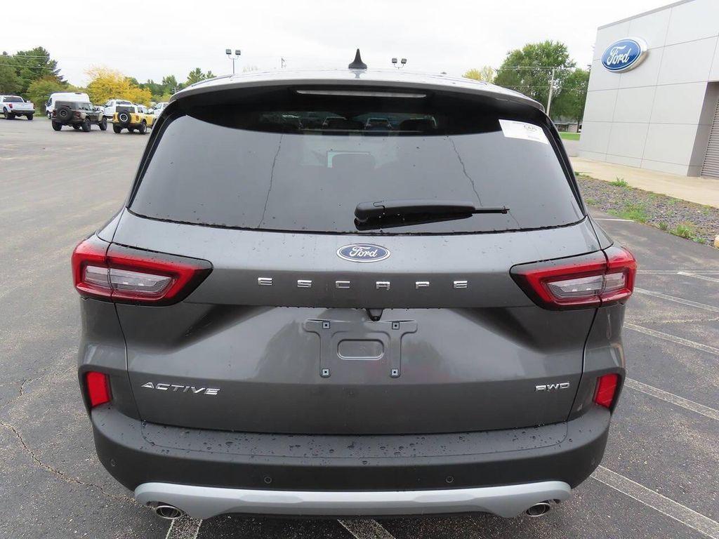 new 2025 Ford Escape car, priced at $34,048