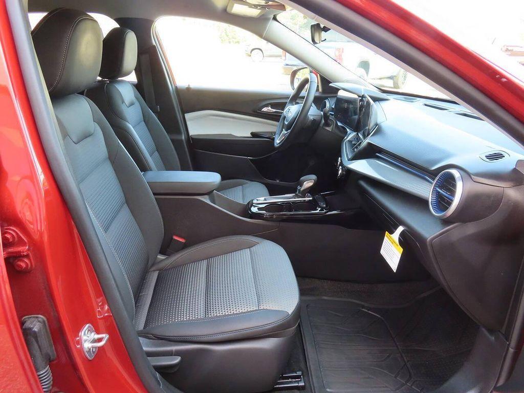 used 2024 Chevrolet Trax car, priced at $23,480