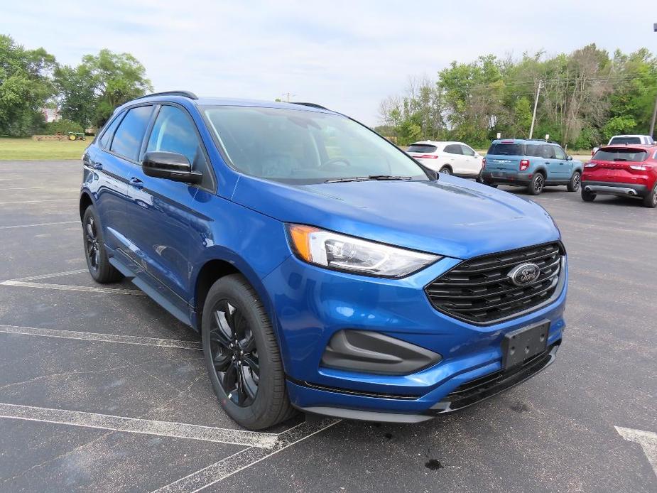 new 2024 Ford Edge car, priced at $37,620