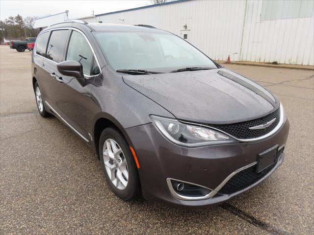 used 2018 Chrysler Pacifica car, priced at $12,480