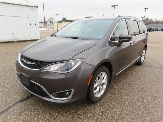 used 2018 Chrysler Pacifica car, priced at $12,480