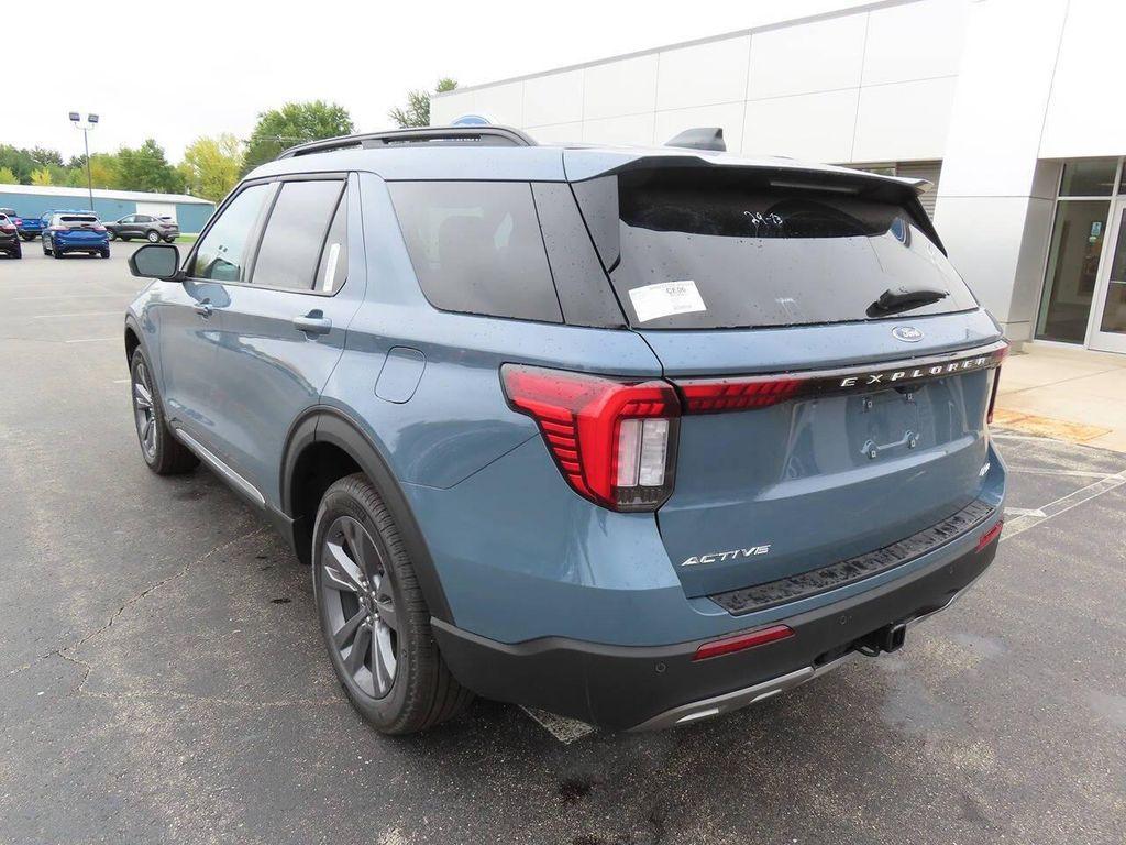 new 2025 Ford Explorer car, priced at $47,746