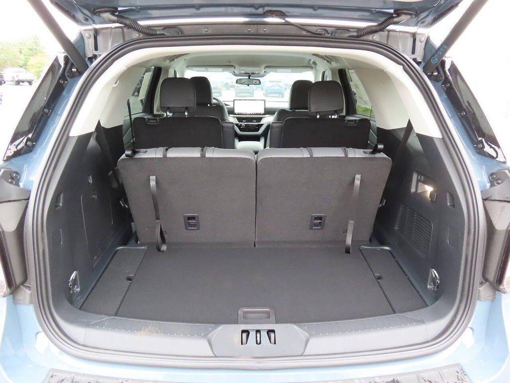 new 2025 Ford Explorer car, priced at $47,746