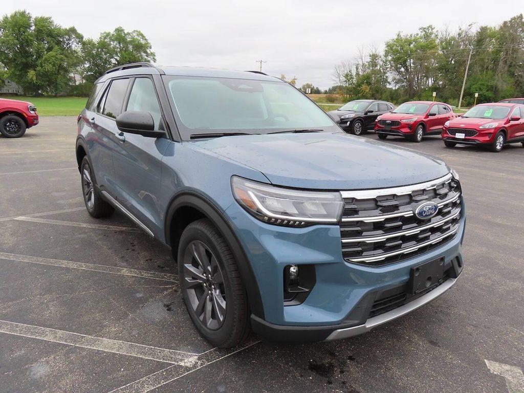 new 2025 Ford Explorer car, priced at $47,746