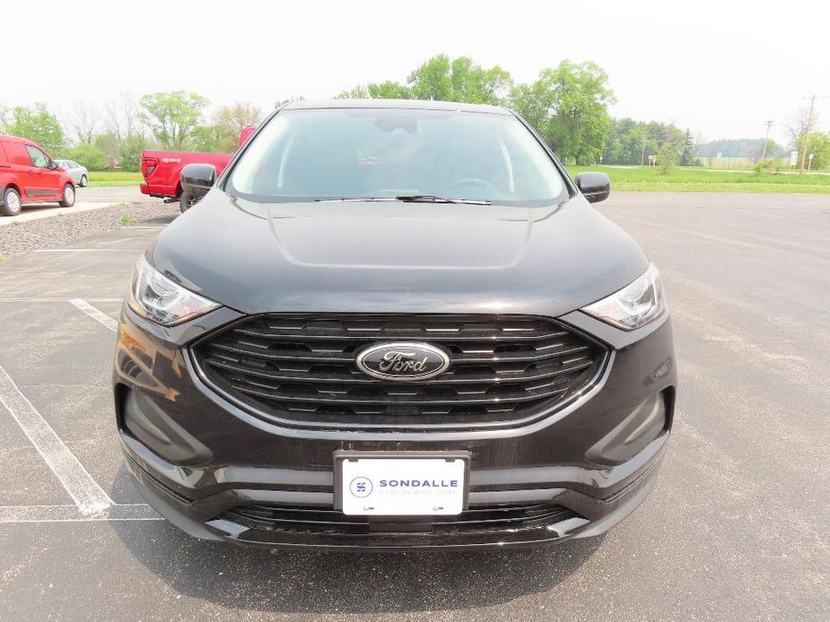 new 2024 Ford Edge car, priced at $37,555