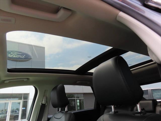 used 2022 Ford Edge car, priced at $28,980