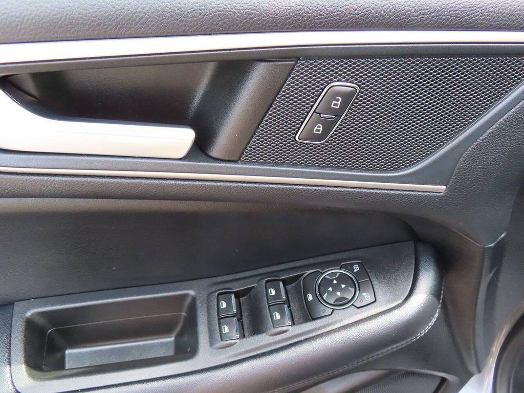 used 2022 Ford Edge car, priced at $28,980