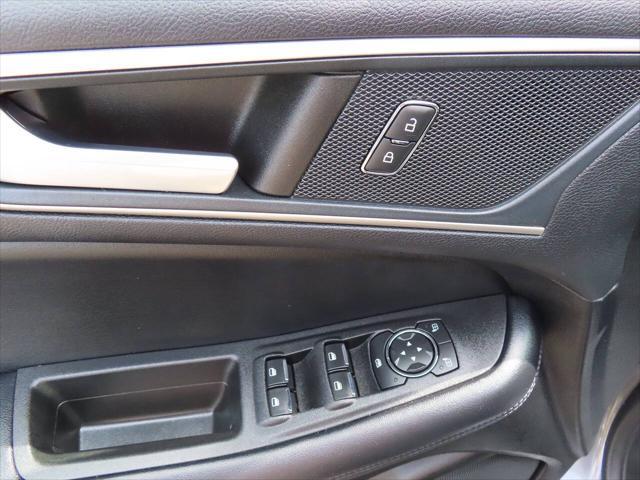 used 2022 Ford Edge car, priced at $28,980