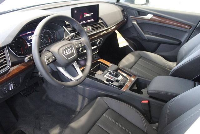 new 2025 Audi Q5 car, priced at $49,700