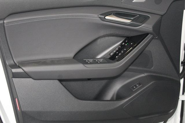 new 2025 Audi Q6 e-tron car, priced at $75,425