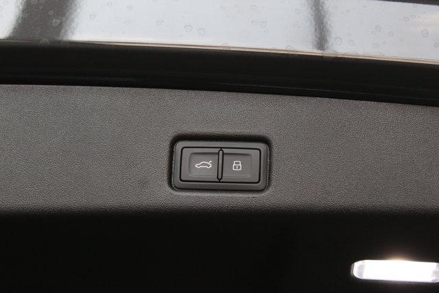 new 2025 Audi Q5 car
