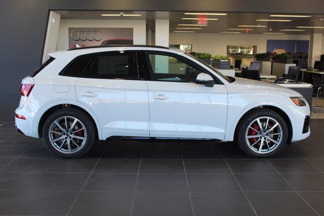 new 2025 Audi Q5 car, priced at $61,435