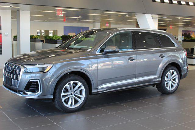 new 2025 Audi Q7 car, priced at $64,188