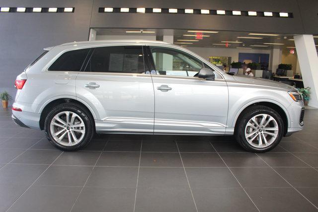 used 2025 Audi Q7 car, priced at $59,990
