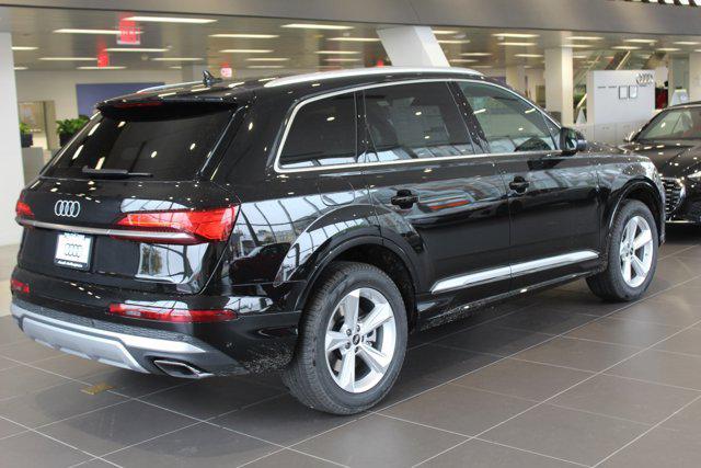 new 2025 Audi Q7 car, priced at $69,905