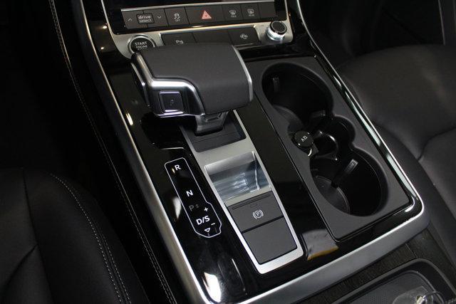 new 2025 Audi Q7 car, priced at $69,220