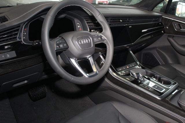 new 2025 Audi Q7 car, priced at $69,220