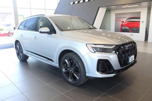 new 2025 Audi Q7 car, priced at $74,790