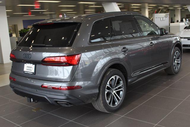 new 2025 Audi Q7 car, priced at $71,305