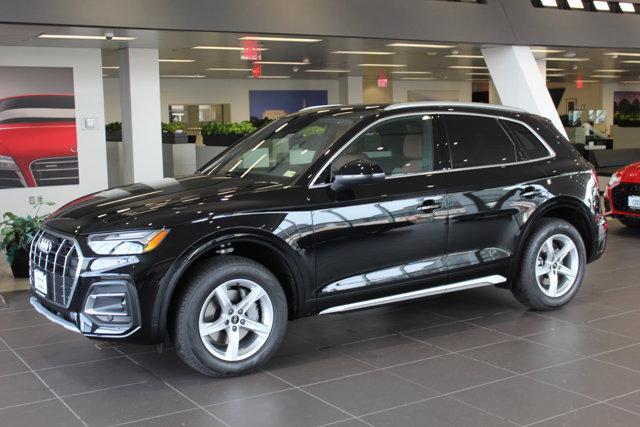 new 2025 Audi Q5 car, priced at $49,700