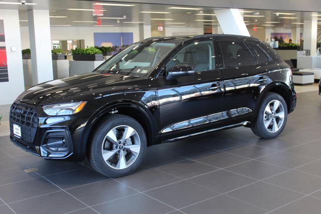 new 2025 Audi Q5 car, priced at $46,188