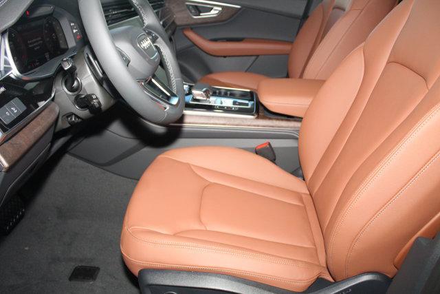 new 2025 Audi Q7 car, priced at $72,600