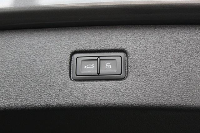 used 2025 Audi Q7 car, priced at $58,990