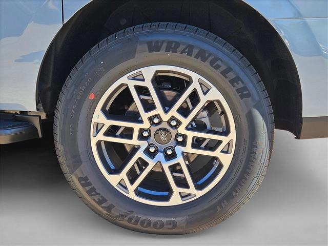new 2025 Ford Expedition Max car, priced at $67,995