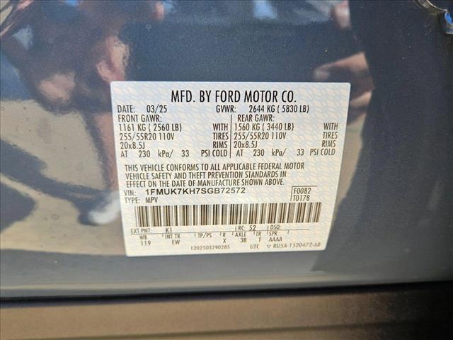 new 2025 Ford Explorer car, priced at $41,995