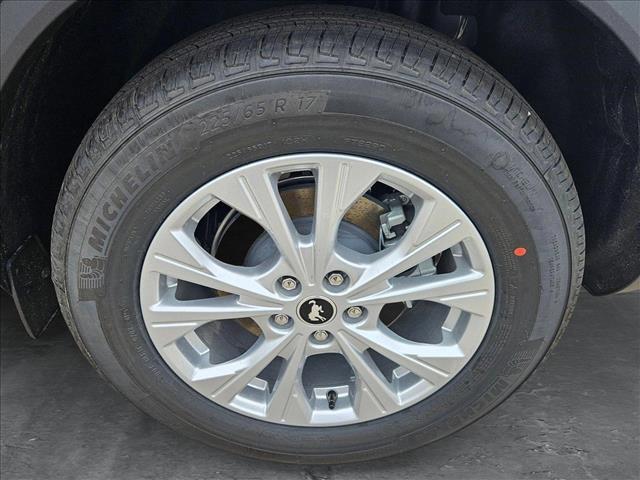 new 2025 Ford Escape car, priced at $27,756