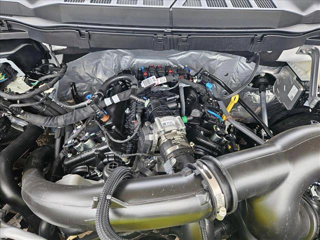 new 2025 Ford F-150 car, priced at $41,999