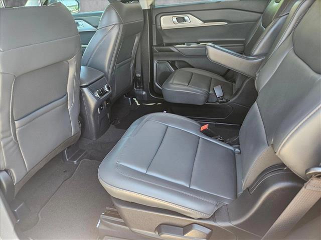 new 2025 Ford Explorer car, priced at $42,061