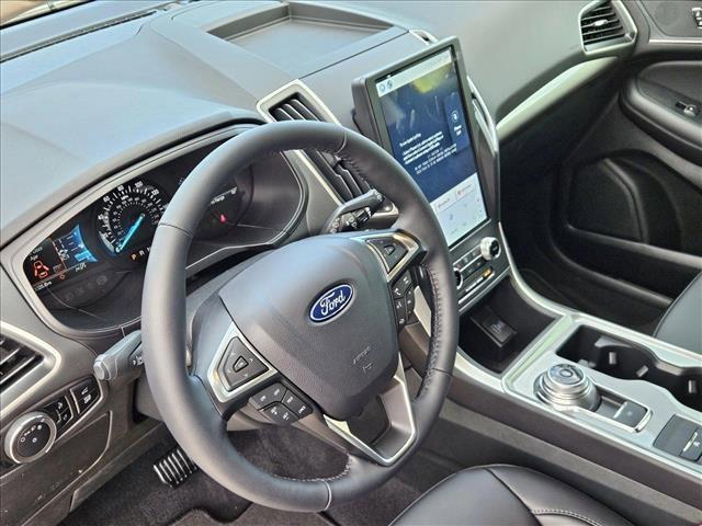 new 2024 Ford Edge car, priced at $35,985