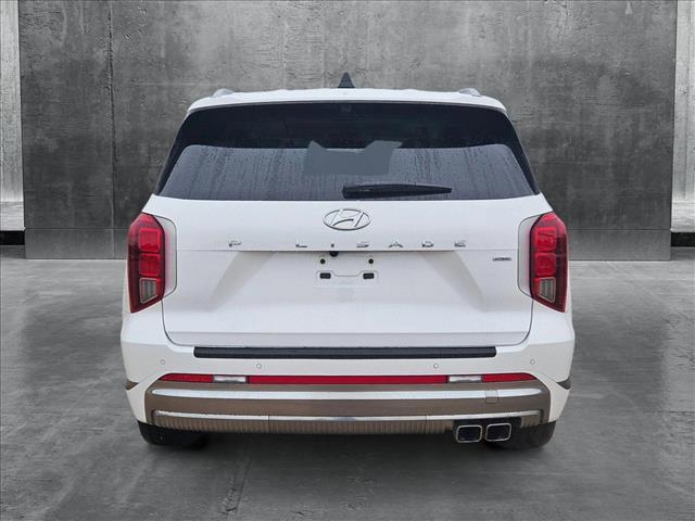 used 2025 Hyundai Palisade car, priced at $48,997