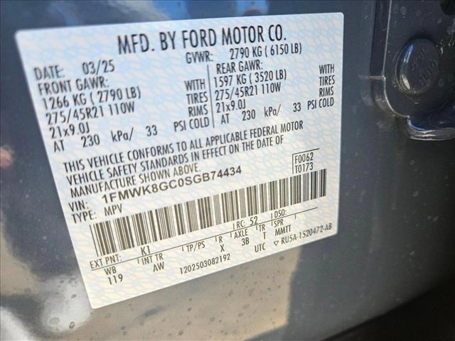new 2025 Ford Explorer car, priced at $54,999