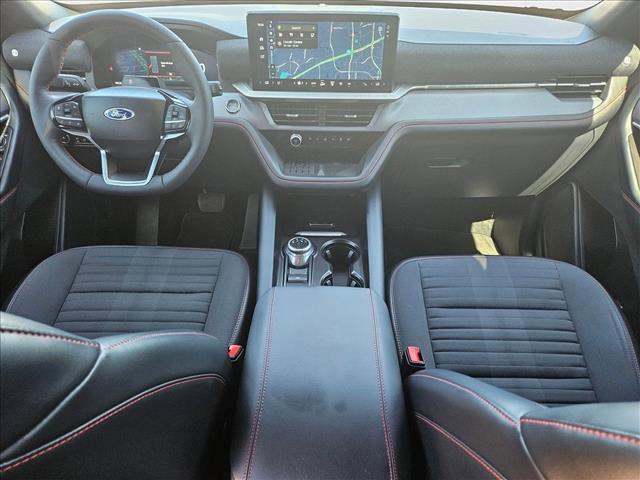 new 2025 Ford Explorer car, priced at $41,995