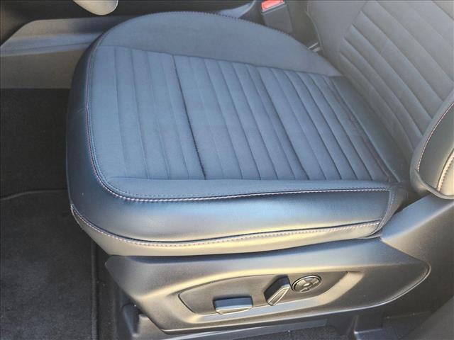 new 2025 Ford Explorer car, priced at $41,995